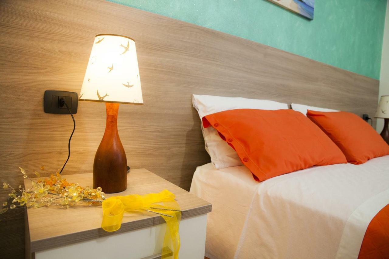 B&B Giosy Portopalo Di Capo Passero Eksteriør billede